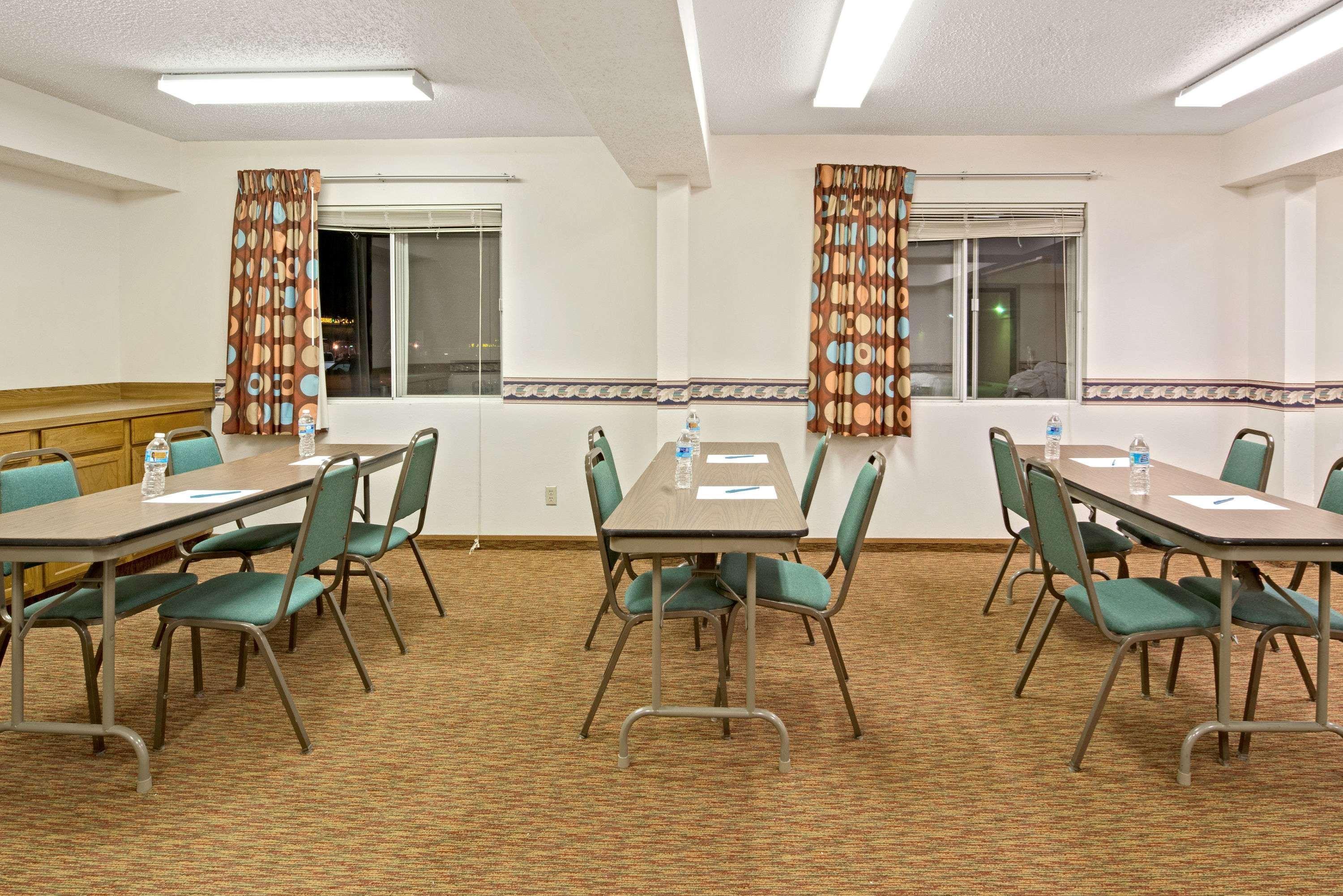 Super 8 By Wyndham Plano/Dallas Area Esterno foto